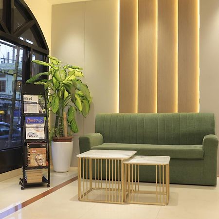 Hotel Prag Continental 古瓦哈提 外观 照片